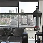 Apartment Churchill Two Bedroom Apartments With Free Parking And The Minster View *